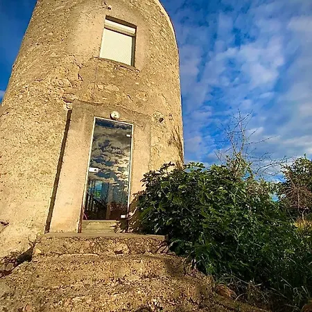 La Tour Yselda Hébergement de vacances Saint-Pourçain-sur-Sioule