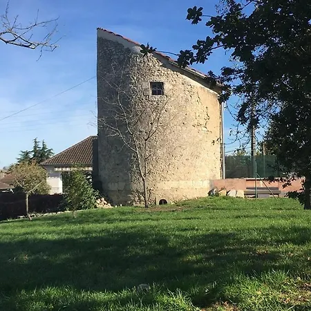 L'insolite Et Medievale Tour Yselda * Saint-Pourçain-sur-Sioule